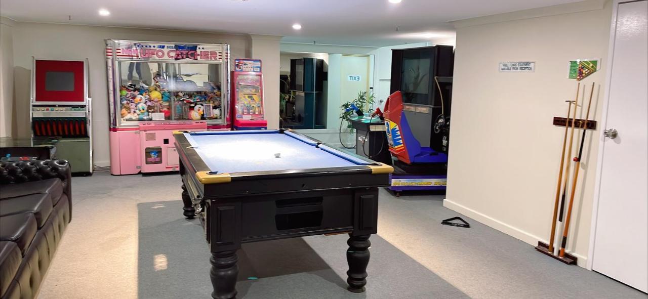 1 Bedroom And 1 Living Room Family Suite Gold Coast Dış mekan fotoğraf