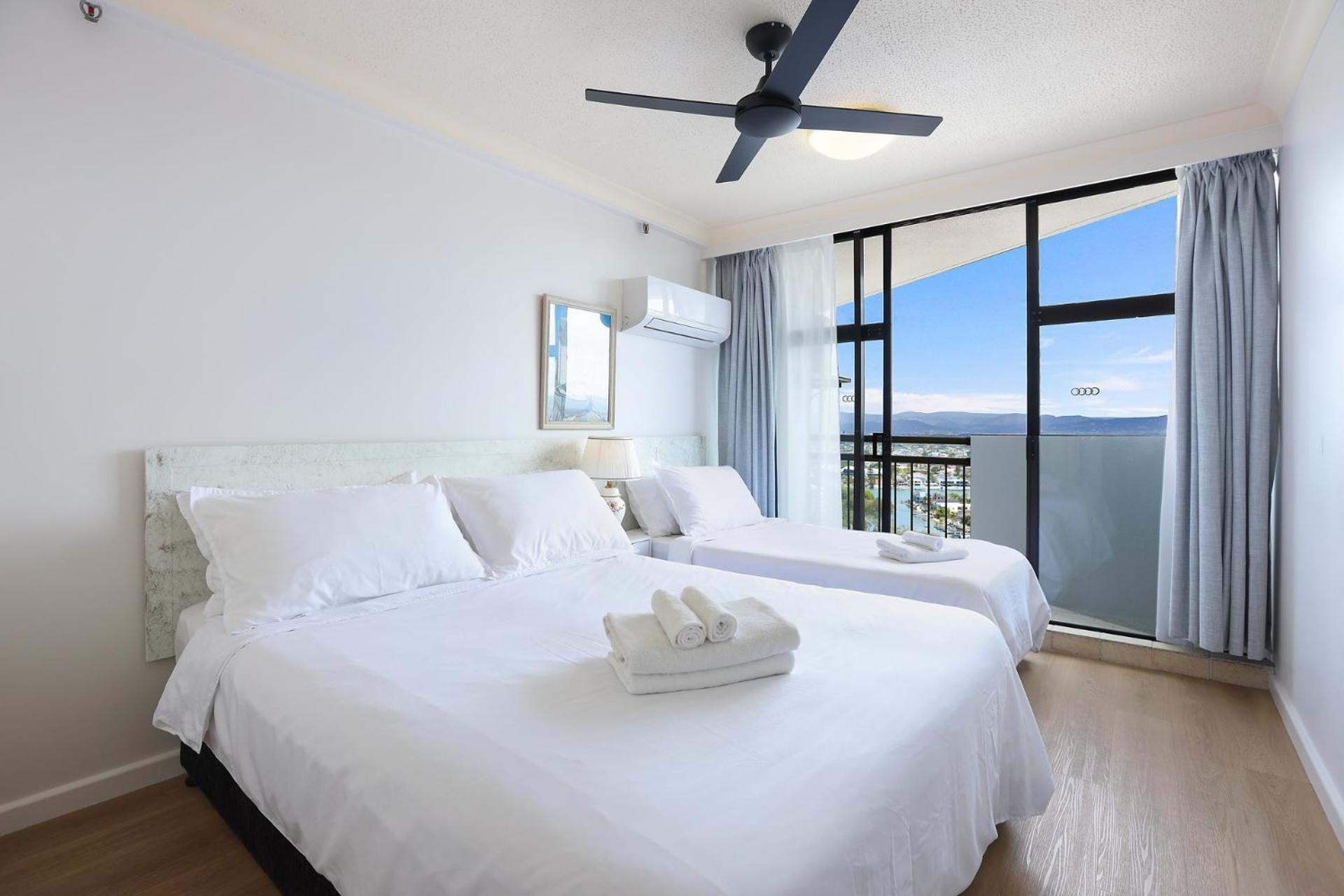 1 Bedroom And 1 Living Room Family Suite Gold Coast Dış mekan fotoğraf
